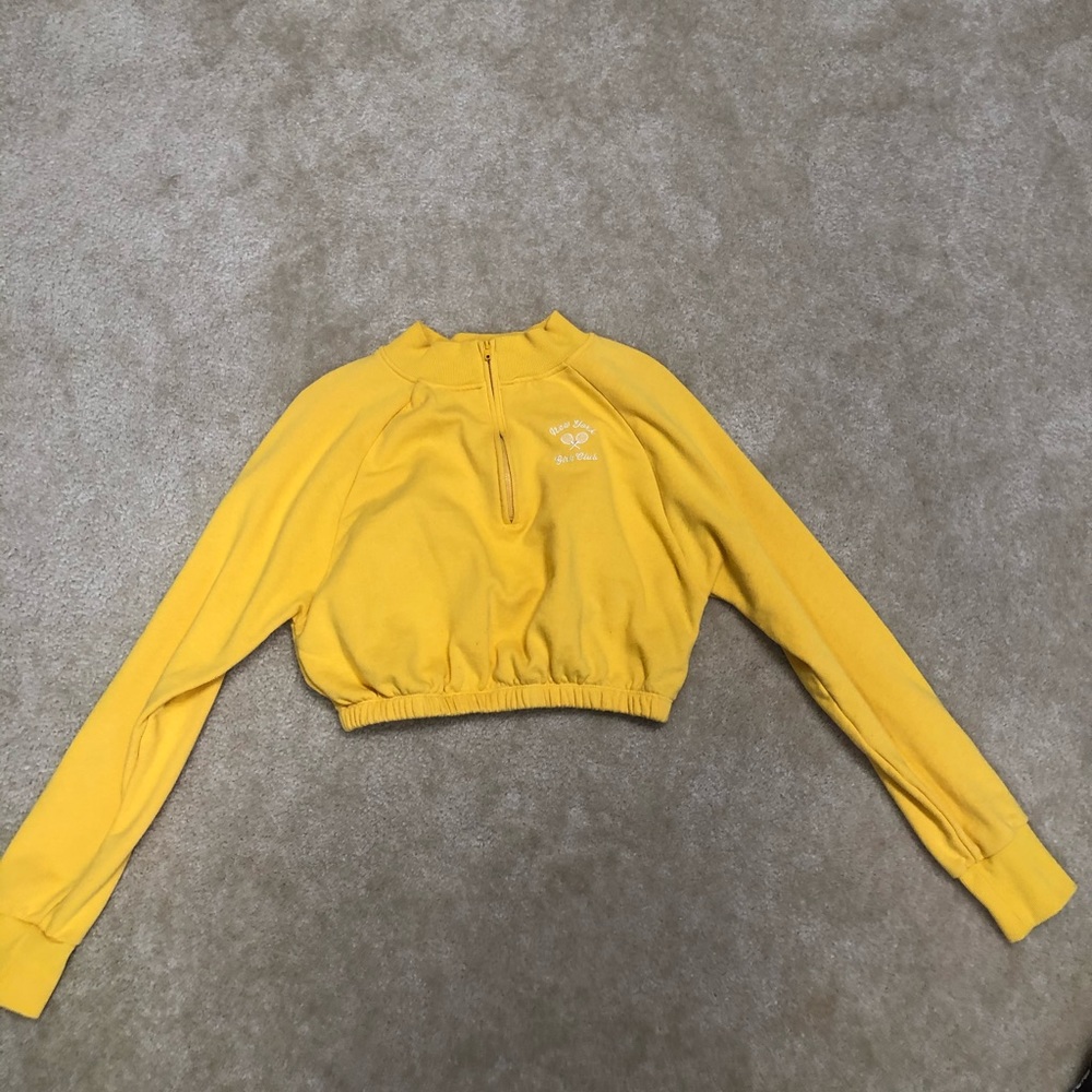 Cropped sweater material top